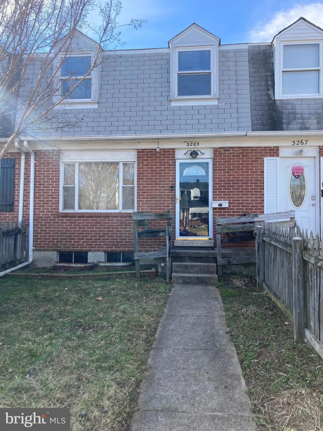 3265 Ryerson Cir, Halethorpe, MD 21227 - photo 1