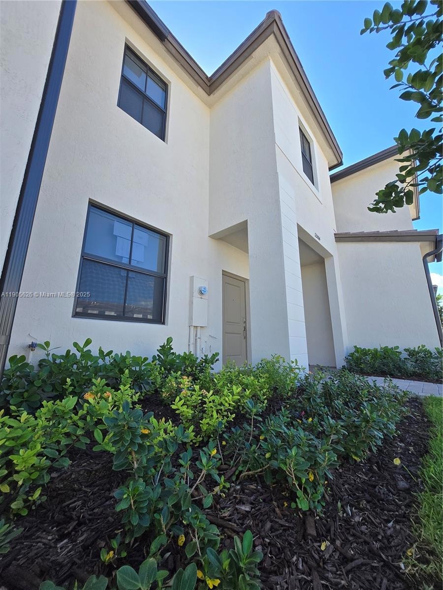 12884 SW 232nd Ln unit 12884, Princeton, FL 33032 - photo 1