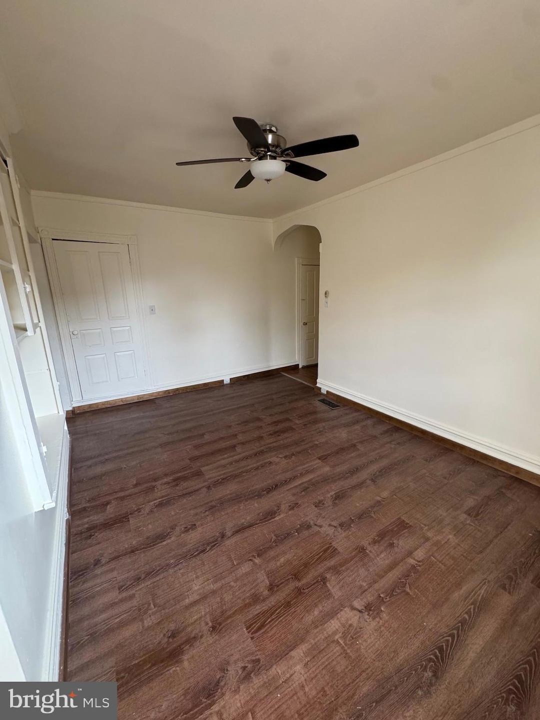 635 Chestnut St, Pottstown, PA 19464 - photo 1