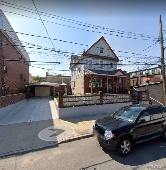 10612 95th St, Jamaica, NY 11417 - photo 1