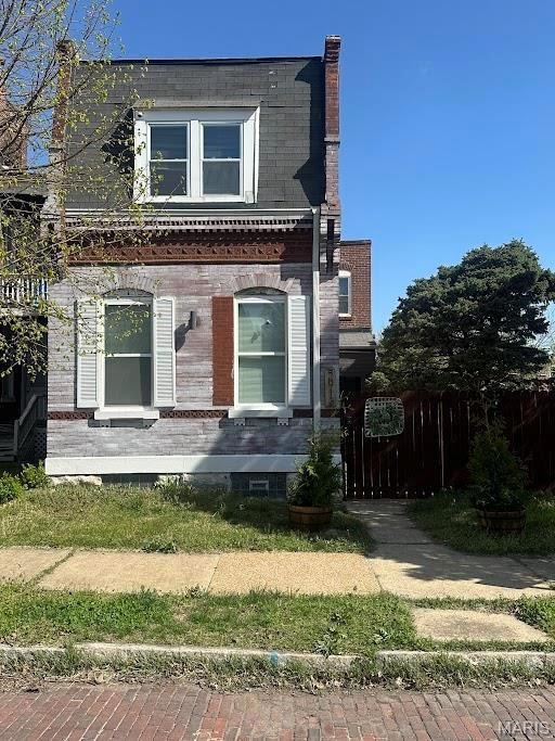 For Sale $224,900 • Co-Listing Agent
