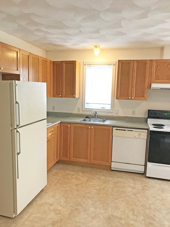 487 Humphrey St unit 1, Swampscott, MA 01907 - photo 1