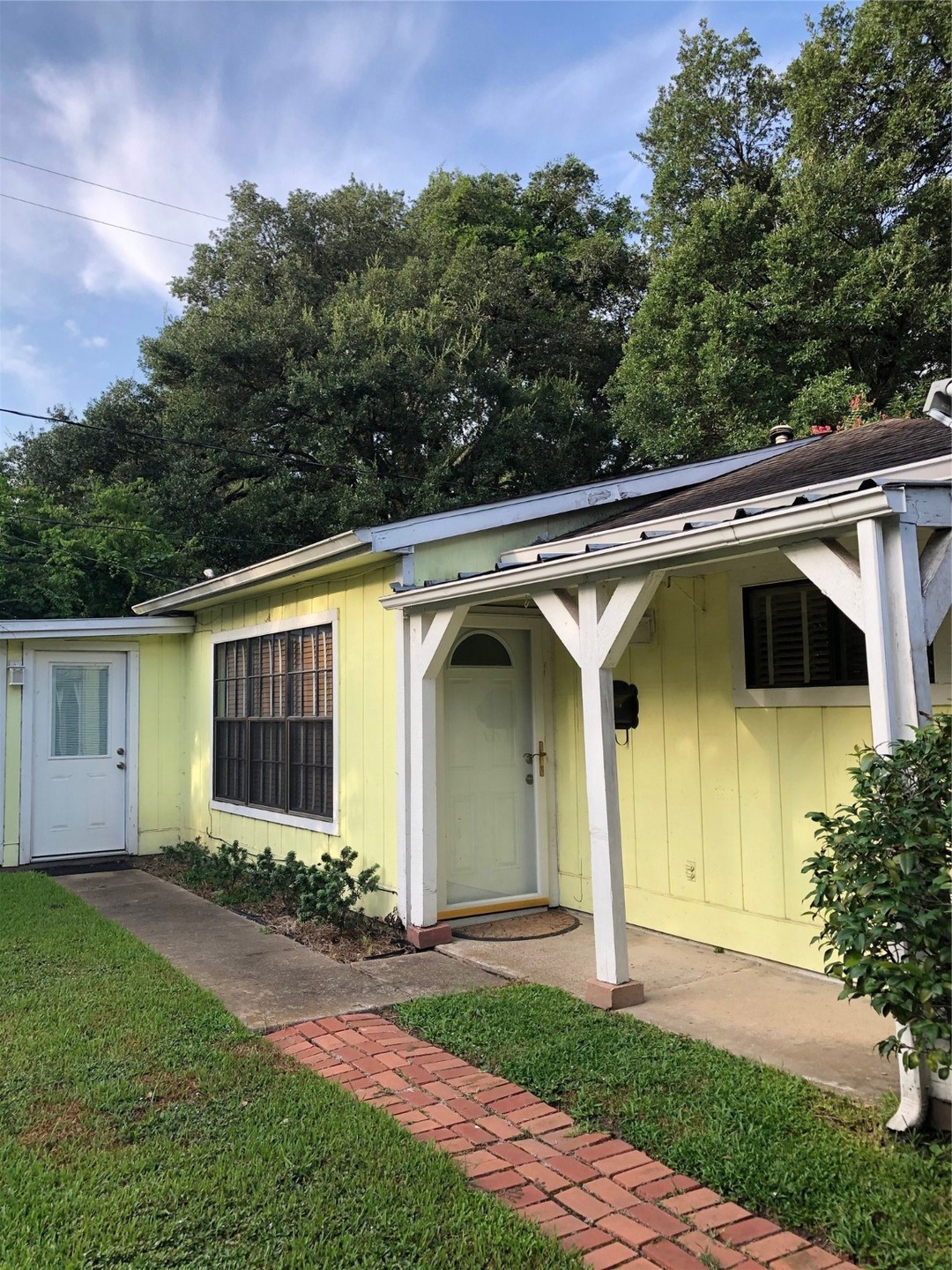 709 W 34th St, Houston, TX 77018 - photo 1