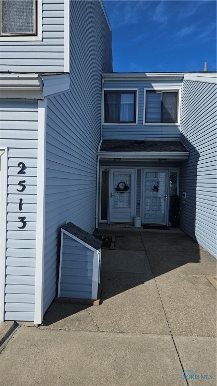 LEFT DOOR IS 2513