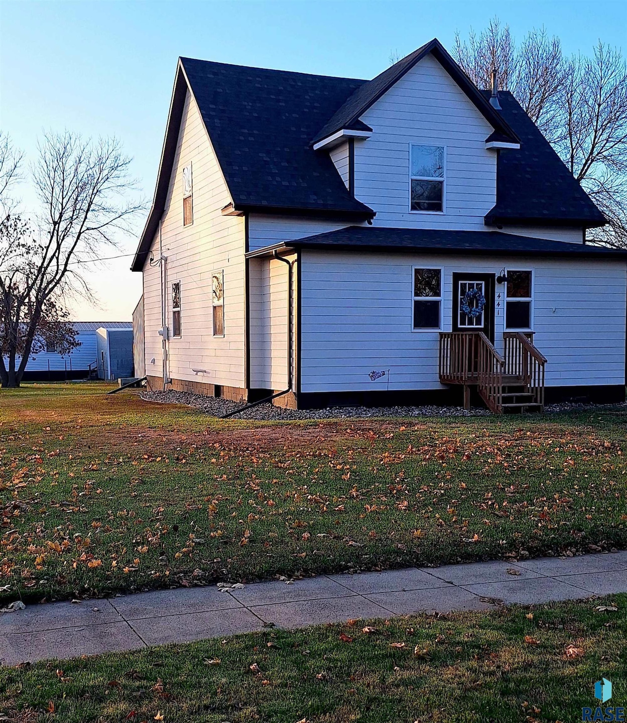 441 N Adams St, Salem, SD 57058 - photo 1