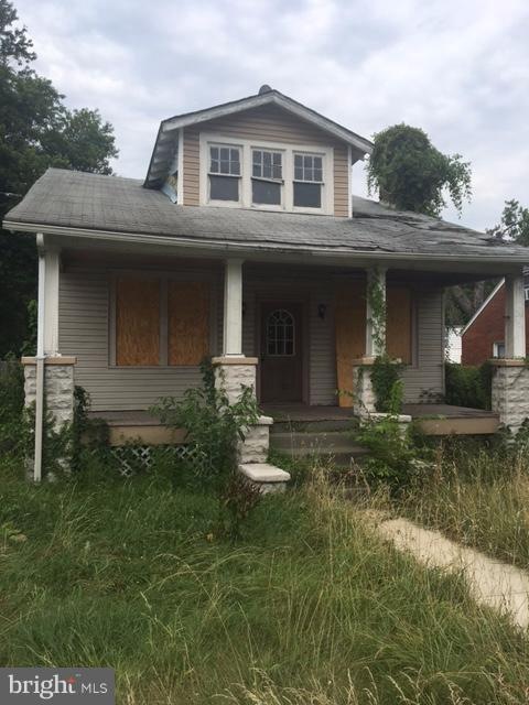 407 Addison Rd S, Capitol Heights, MD 20743 - photo 1