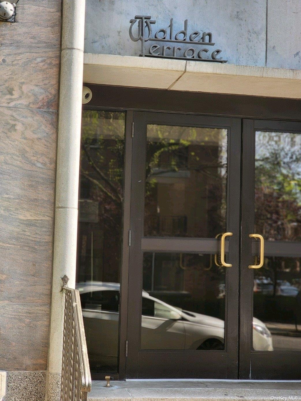 9825 64th Rd unit 3D, Rego Park, NY 11374 - photo 1