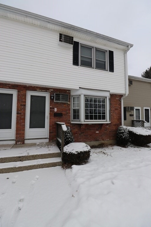 41 South St unit 8, Easthampton, MA 01027 - photo 1