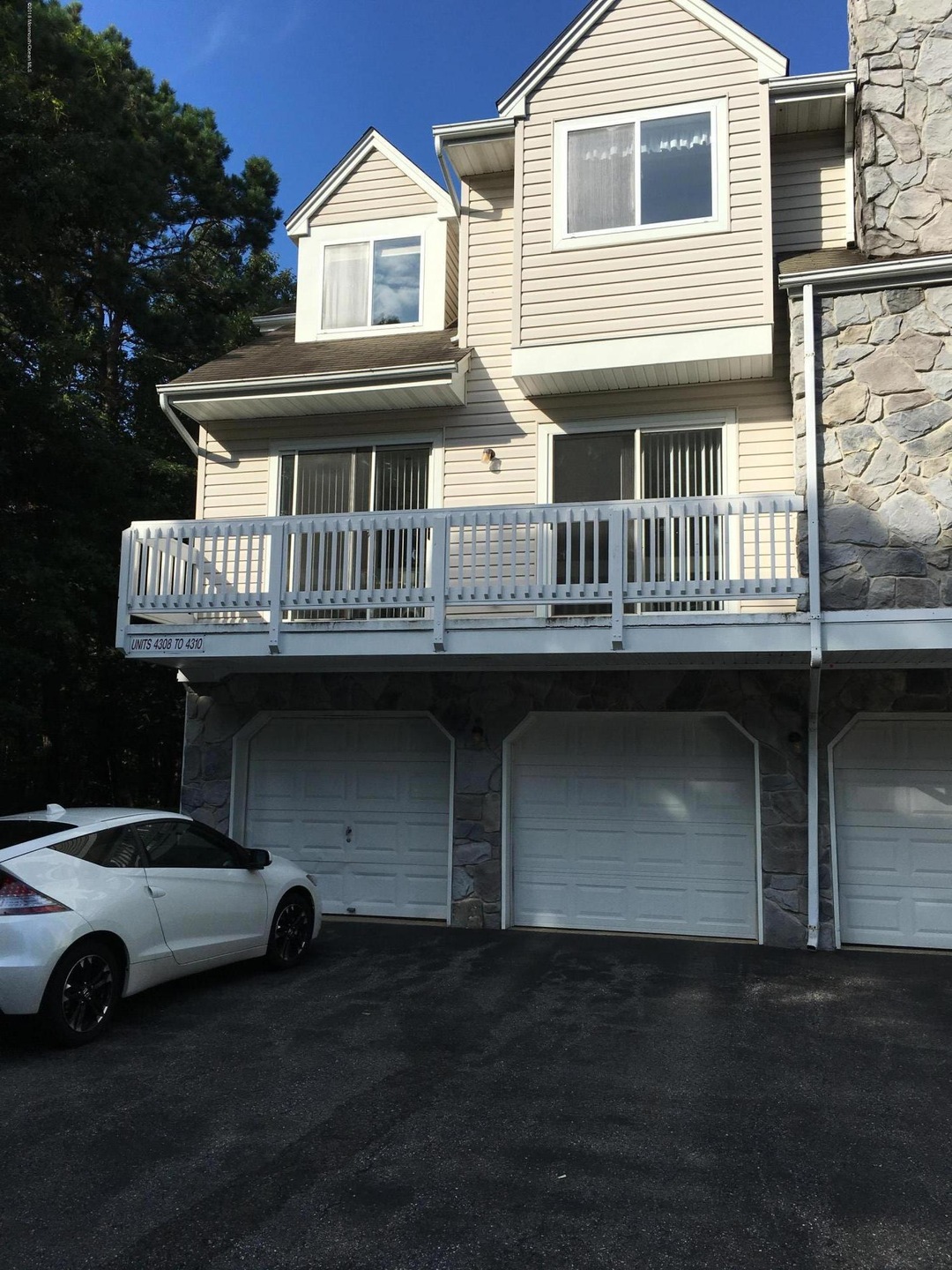 4310 Norma Place unit 10, Toms River, NJ 08755 - photo 1