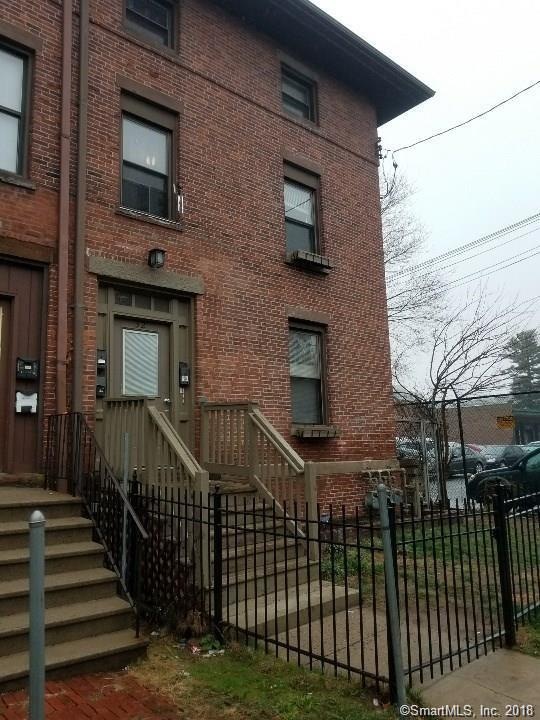 32 Squire St, Hartford, CT 06106 - photo 1