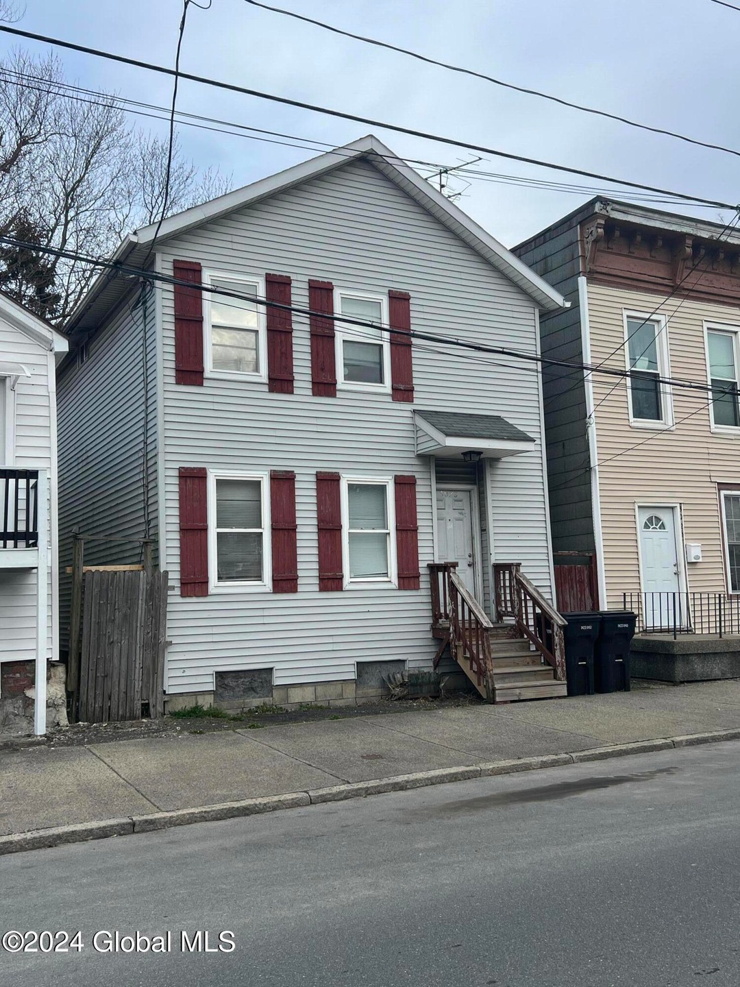 Sold $105,000 • Co-Listing Agent