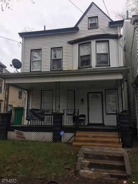 716 E 27th St, Paterson, NJ 07504 - photo 1