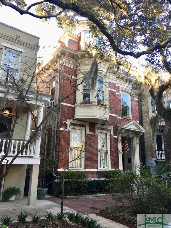 103 E Jones St unit 2, Savannah, GA 31401 - photo 1