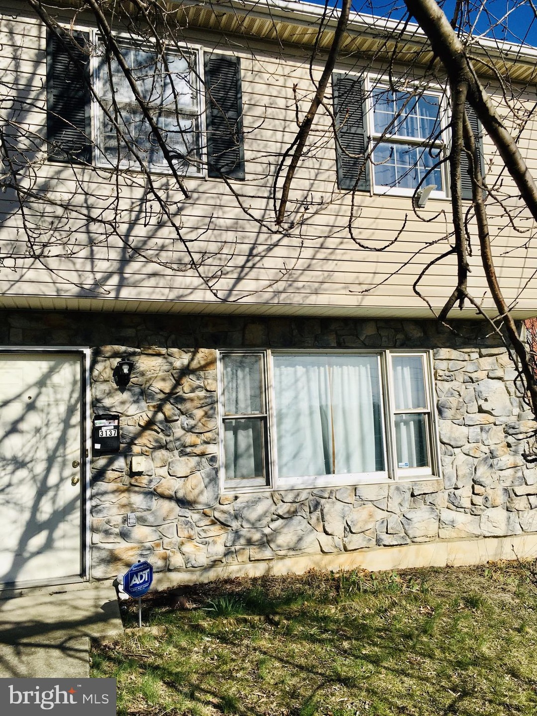 3137 Montrose Ave, Reading, PA 19605 - photo 1