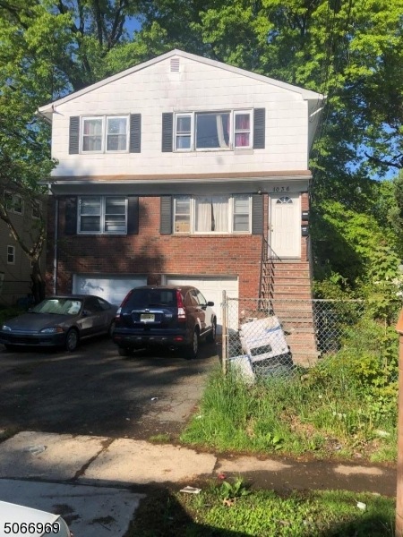 1036 Chandler Ave, Roselle, NJ 07203 - photo 1