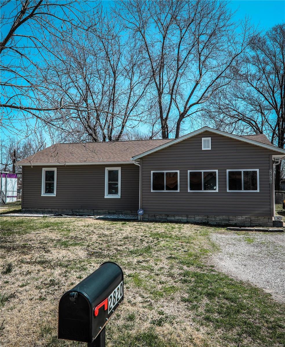 2820 Harvard Place, Collinsville, IL 62234 - photo 1