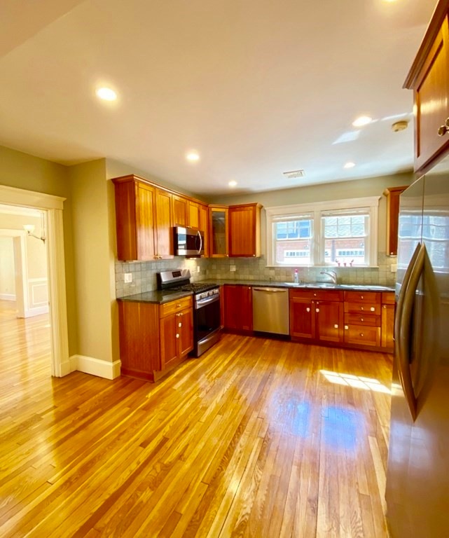 80 Clifton St unit 1, Cambridge, MA 02140 - photo 1