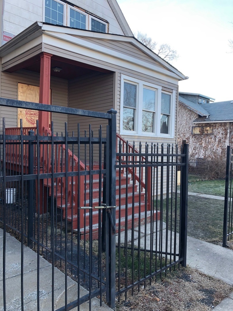 Exterior Front