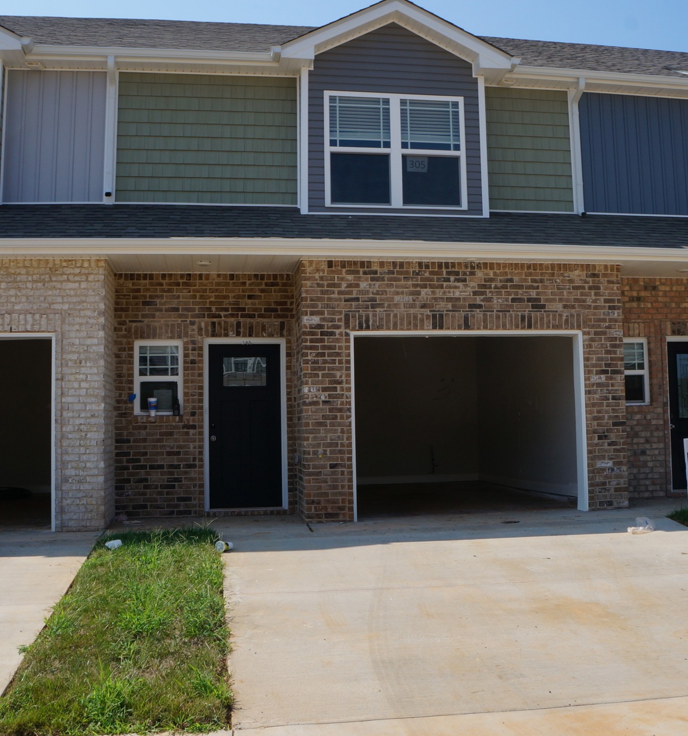 Welcome to 305 Fallow Circle!