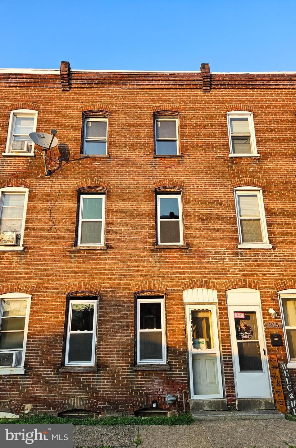 217 Concord St, Crum Lynne, PA 19022 - photo 1