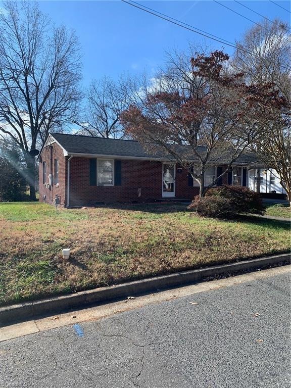 811 Dixon Ave, Asheboro, NC 27203 - photo 1
