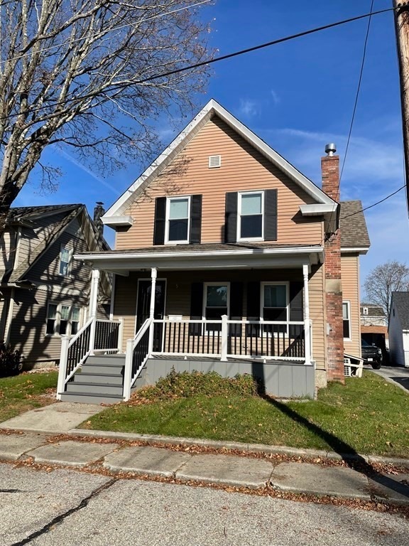 5 Marion St, Uxbridge, MA 01569 - photo 1