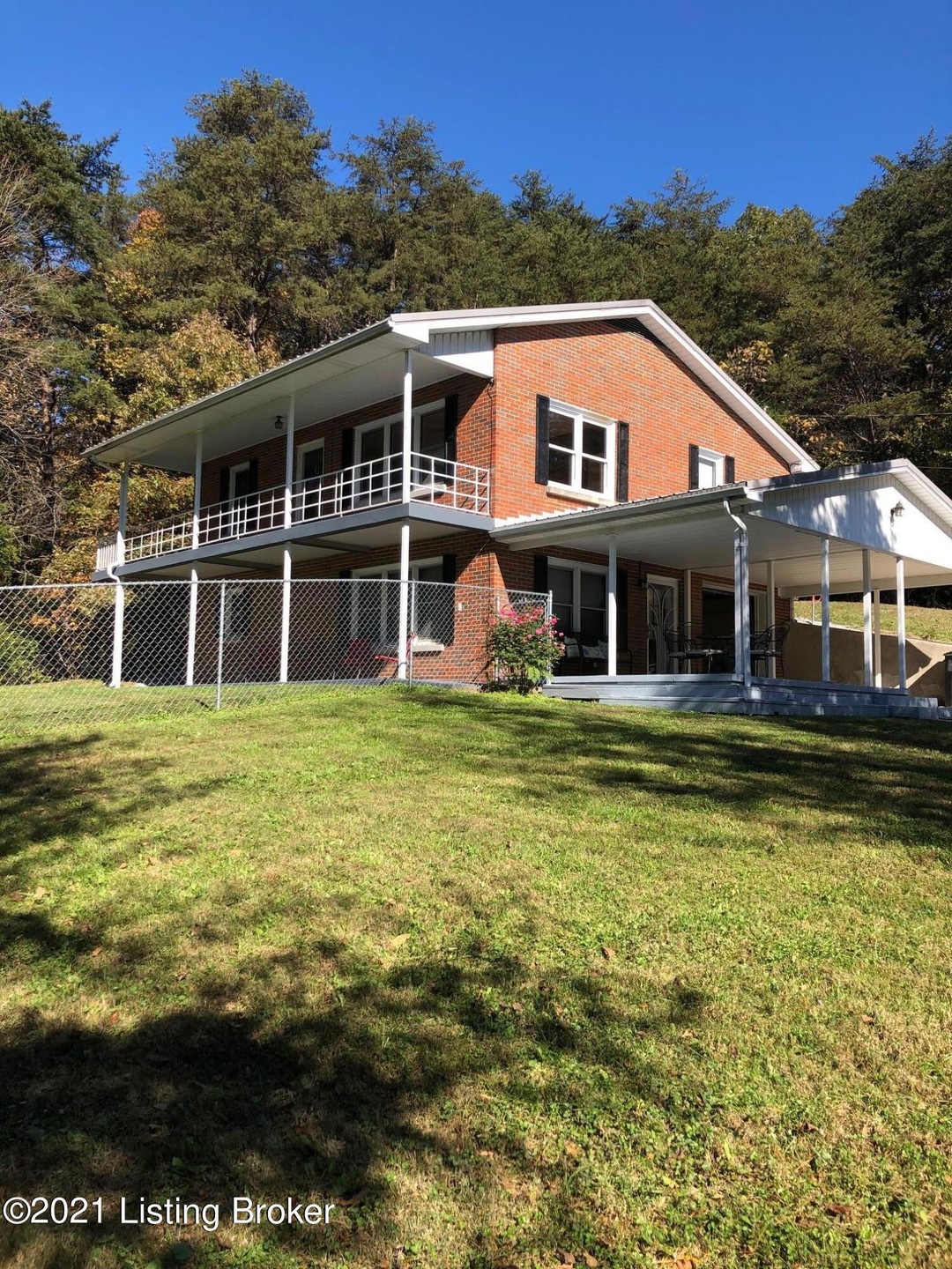 245 E Oak St, Lebanon Junction, KY 40150 - photo 1