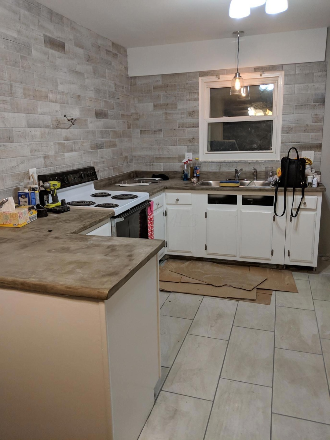 1139 Mccarley Dr W unit 141, Columbus, OH 43228 - photo 1