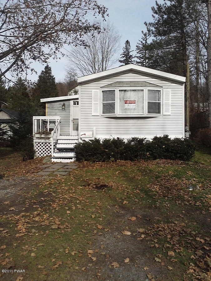 235 Prospect St, Hawley, PA 18428 - photo 1