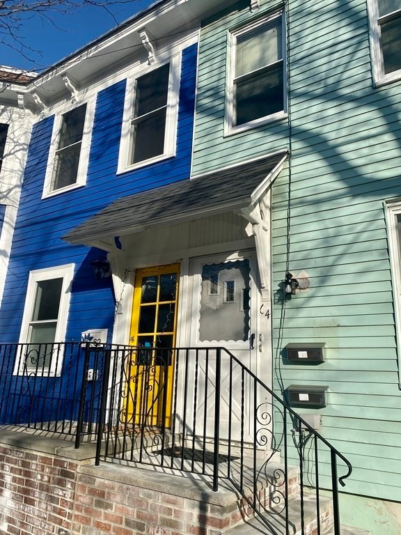64 Fulkerson St unit 1, Cambridge, MA 02141 - photo 1