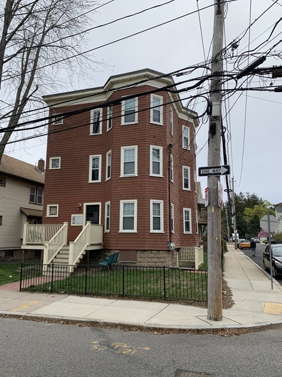 113 Murdock St unit 1, Brighton, MA 02135 - photo 1