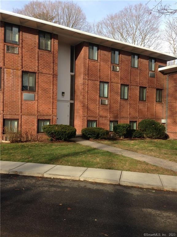 492 Fountain St unit C1, New Haven, CT 06515 - photo 1