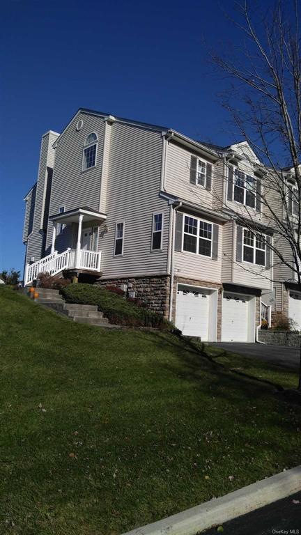 301 Pondview Loop, Wappingers Falls, NY 12590 - photo 1