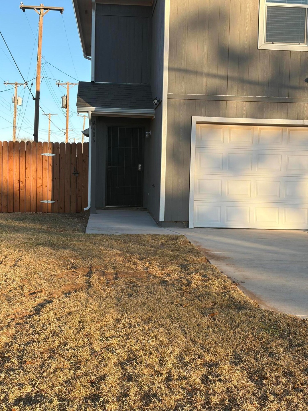 406 N Zenith Ave unit A & B, Lubbock, TX 79403 - photo 1