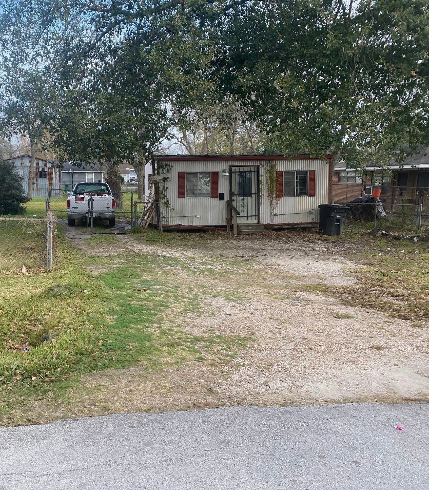 0 Coal, Houston, TX 77026 - photo 1