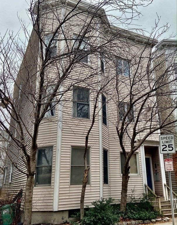 97 Brookline St unit 2, Cambridge, MA 02139 - photo 1