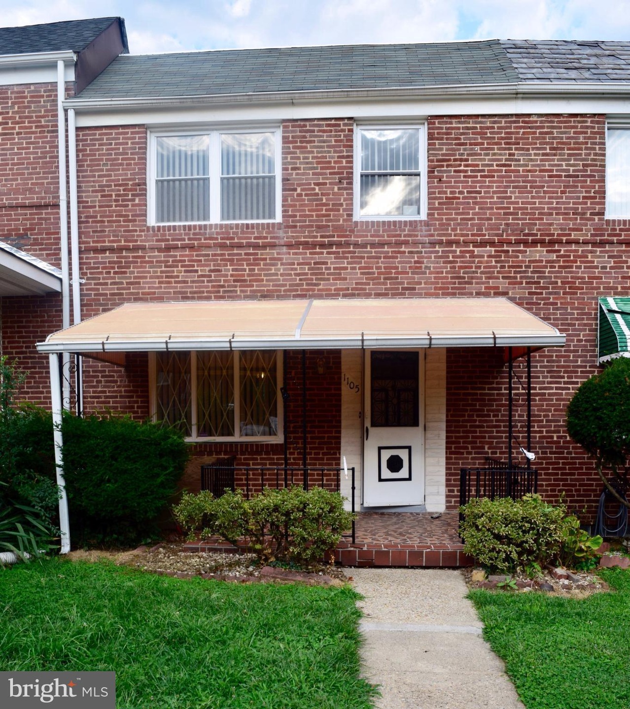 1105 Lyndhurst St, Baltimore, MD 21229 - photo 1
