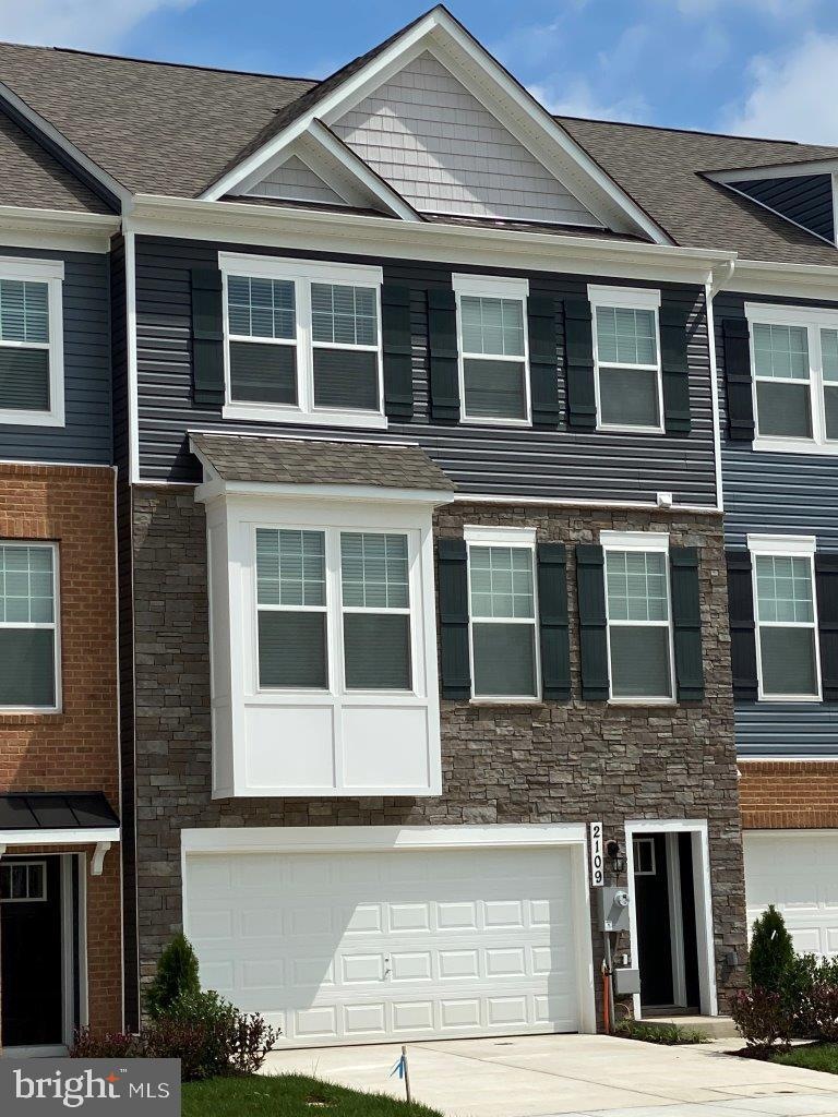 2031 Ruby Lockhart Blvd, Mitchellville, MD 20721 - photo 1