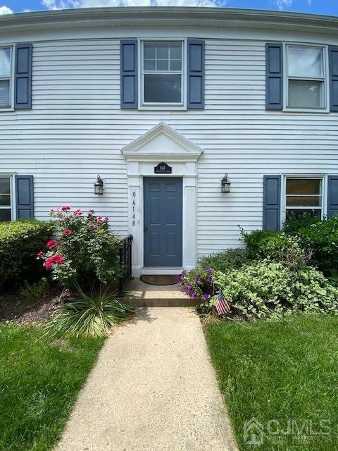 614 Winchester Ln unit B, Monroe Township, NJ 08831 - photo 1