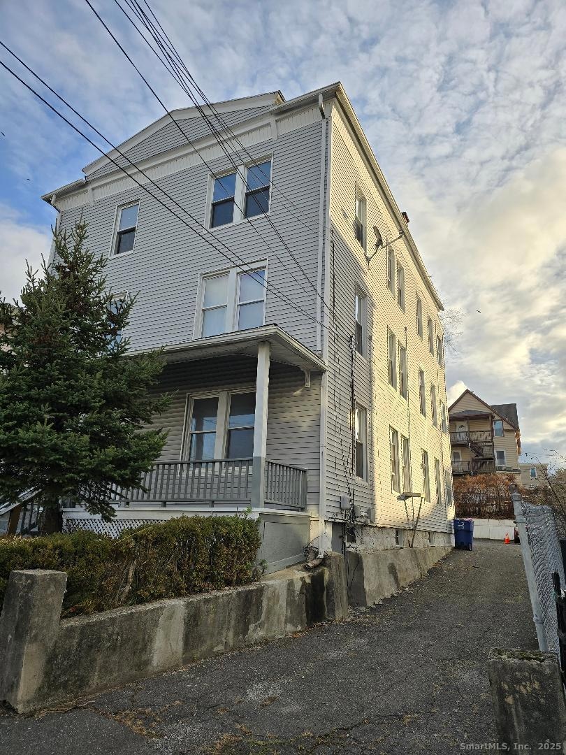 133 South St unit 1, Waterbury, CT 06706 - photo 1