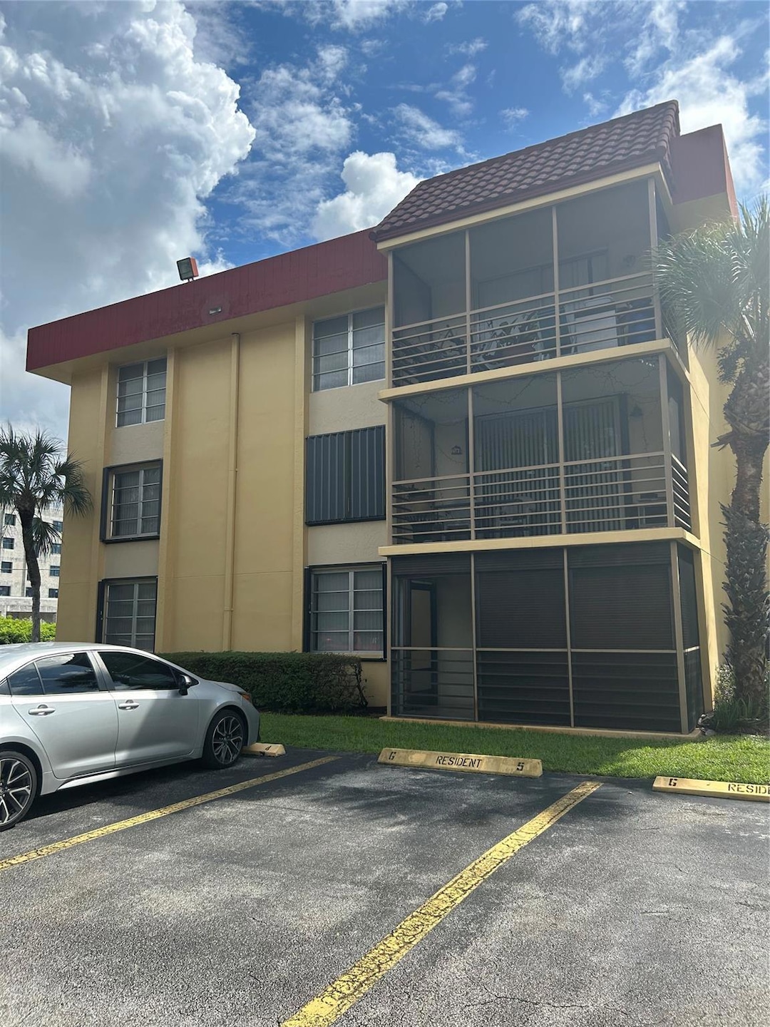 3253 Foxcroft Rd unit G305, Miramar, FL 33025 - photo 1