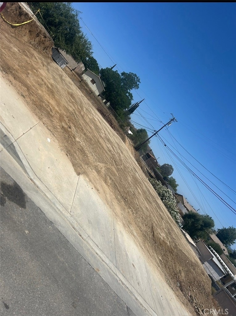 208 N Lewis St, Lake Elsinore, CA 92530 - photo 1