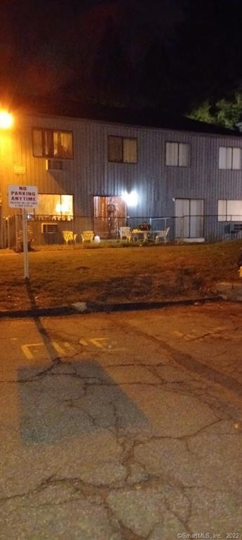 92 Wakelee Rd unit 8, Waterbury, CT 06705 - photo 1