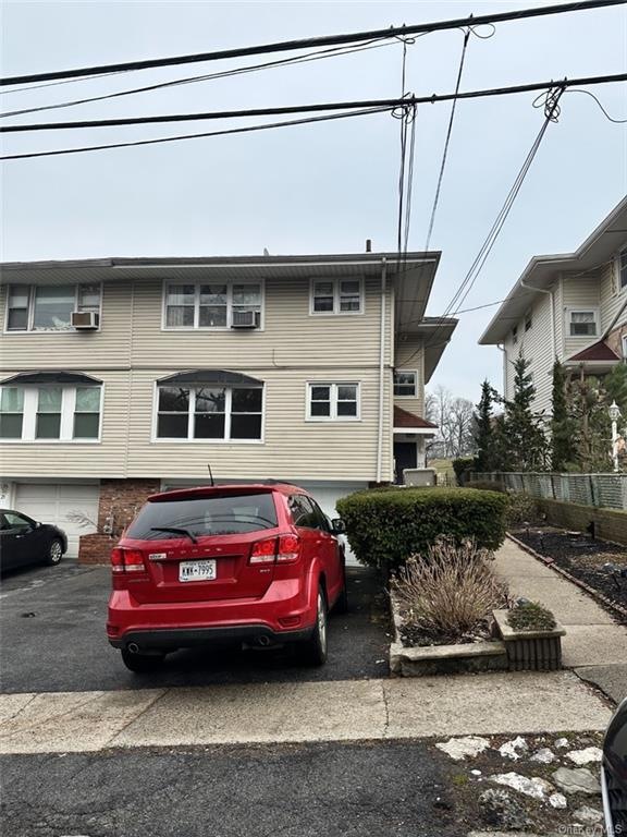 27 Valerie Dr, Yonkers, NY 10703 - photo 1