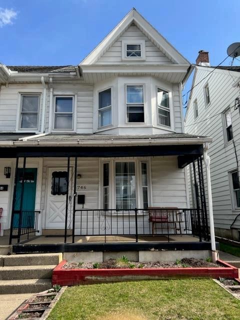 746 Chestnut St, Emmaus, PA 18049 - photo 1