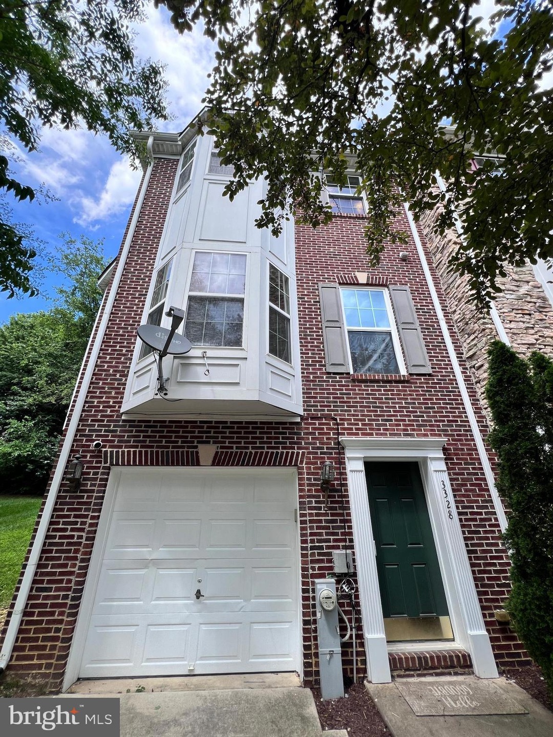 3328 Castle Ridge Cir unit 11, Silver Spring, MD 20904 - photo 1