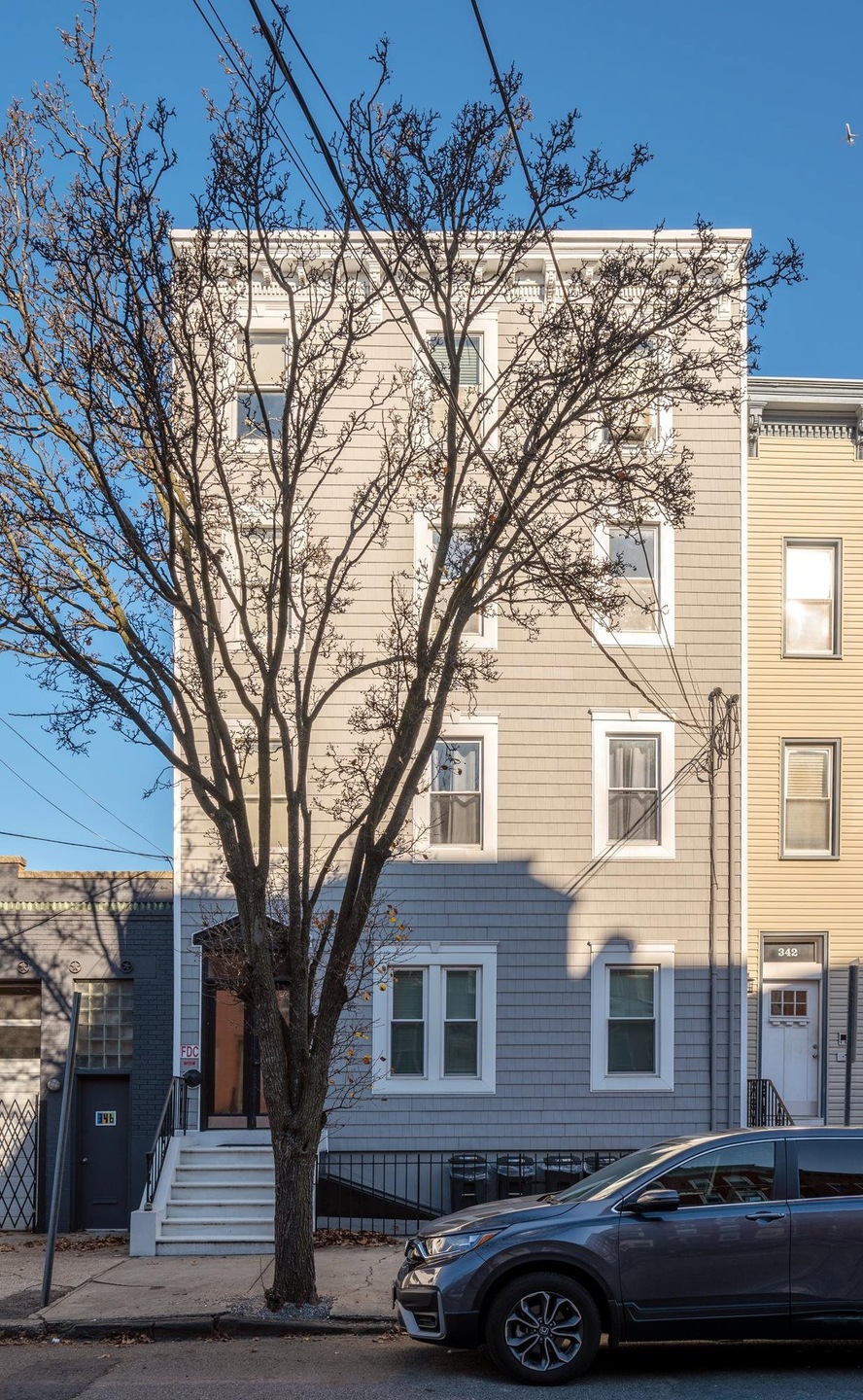 Sold $440,000 • Co-Listing Agent