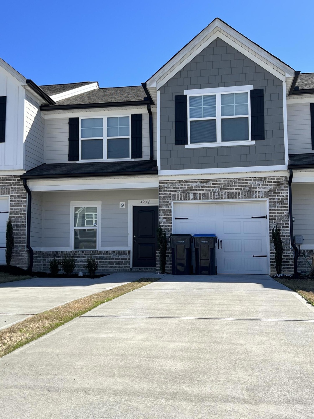 Beautiful townhome!