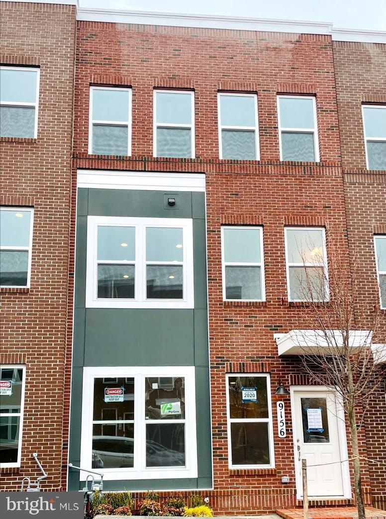 9156 Snowden Ashford Rd, Lorton, VA 22079 - photo 1