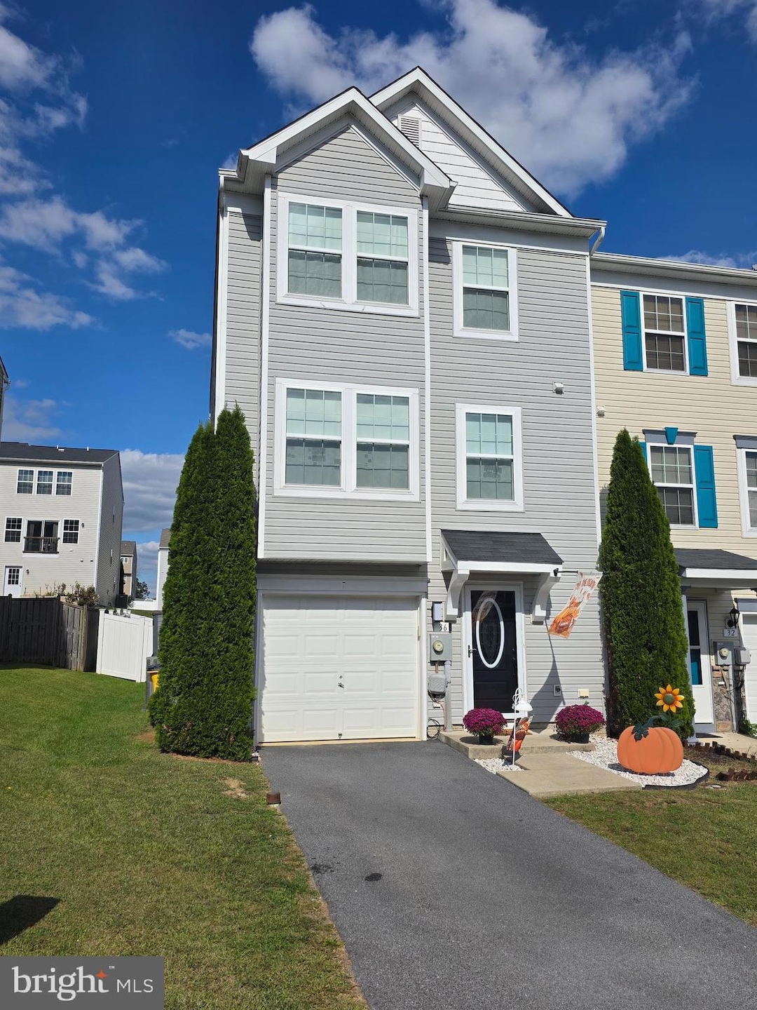 Under Contract $290,000